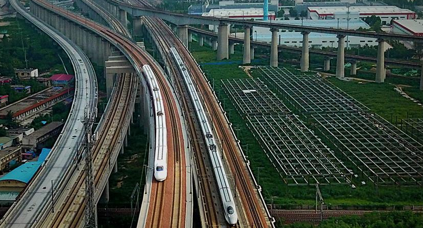 鐵軌寫&ldquo;米&rdquo;字　中原通八方