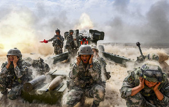 &ldquo;火力-2017&middot;青銅峽&rdquo; 站在怒吼的火炮背后有多震撼？