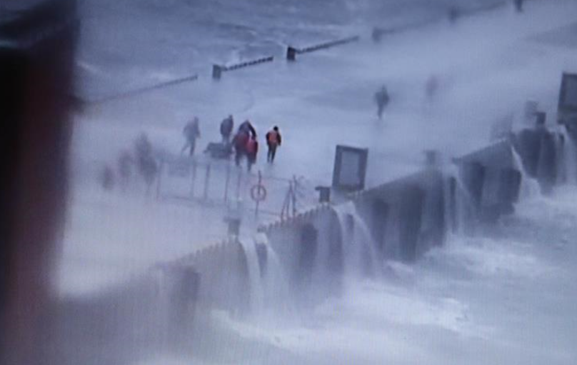 追記為保護(hù)國家某重點(diǎn)試驗(yàn)平臺壯烈犧牲的3位勇士黃群、宋月才、姜開斌