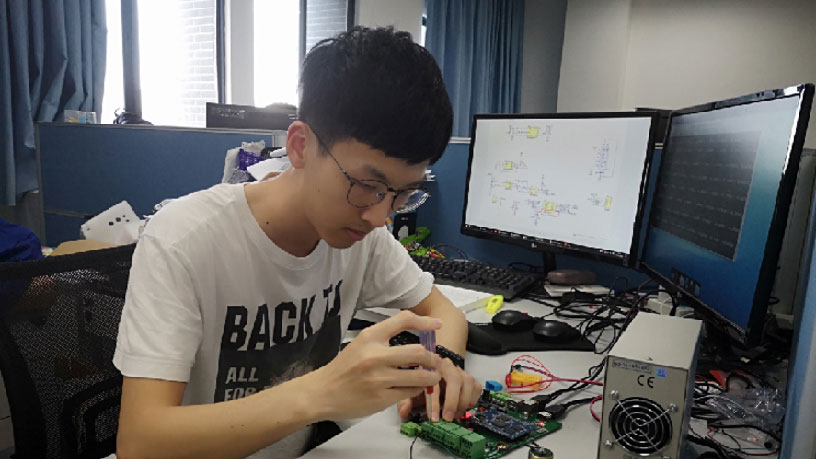 &ldquo;振動(dòng)＋AI&rdquo;書寫物聯(lián)網(wǎng)時(shí)代新篇章