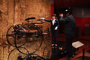 &ldquo;云&rdquo;中賞車(chē)