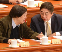 馮鞏、馮驥才出席政協(xié)全體會議