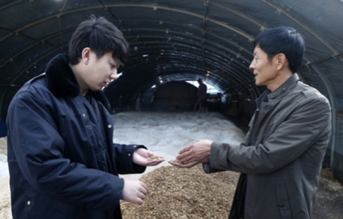 孟飛：&ldquo;80后&rdquo;村官扎根一線 發(fā)展產業(yè)促鄉(xiāng)村振興