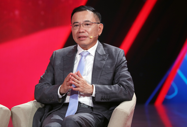 中國(guó)邁向世界經(jīng)濟(jì)強(qiáng)國(guó)為中國(guó)企業(yè)提供了發(fā)展環(huán)境和良機(jī)。