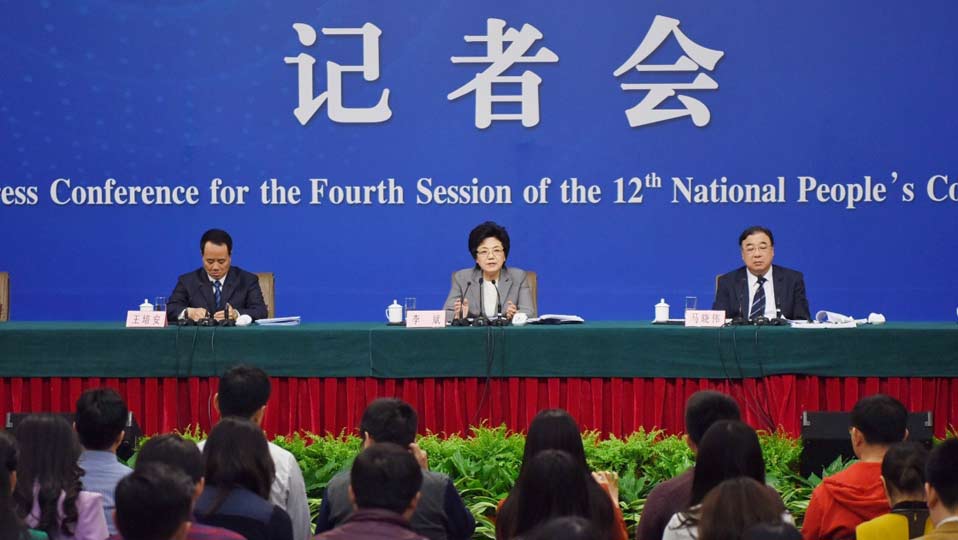 李斌、馬曉偉和王培安答記者問(wèn)