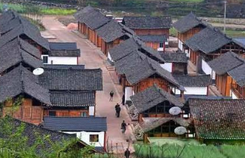 中央已下?lián)?800多億改造農村危房2300多萬套