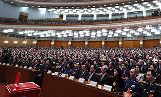 十三屆全國人大一次會(huì)議舉行第六次全體會(huì)議