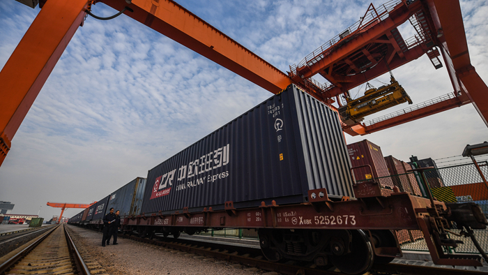 新華微評&middot;學(xué)習(xí)筆談：這個&ldquo;世界市場&rdquo;，潛力硬核！