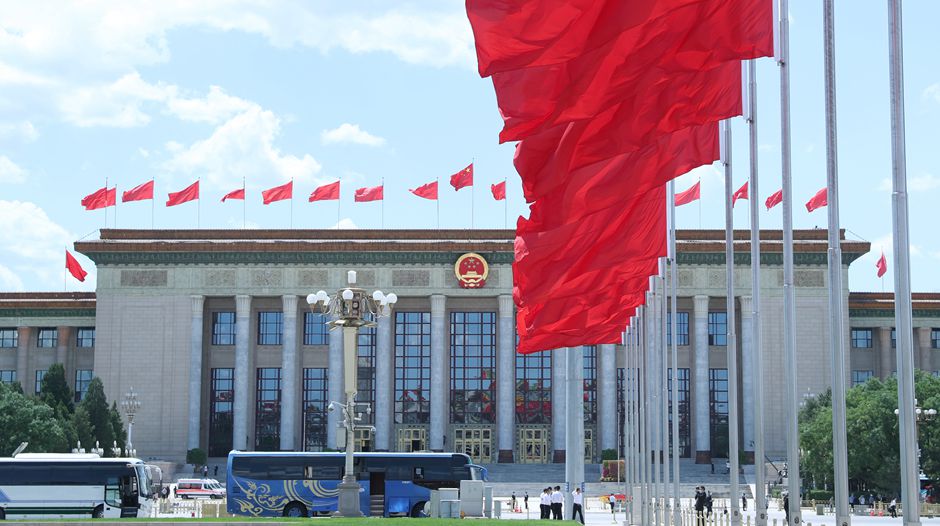 天安門廣場上紅旗飄揚(yáng)