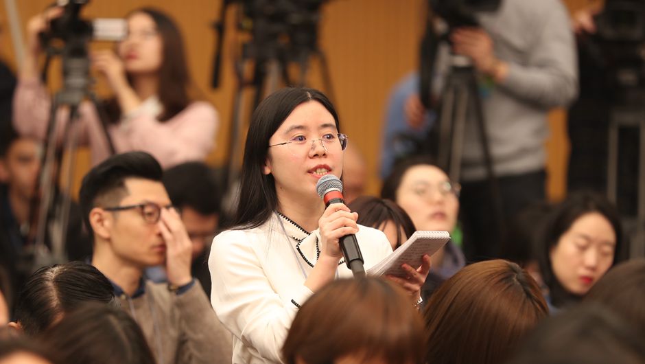 南方報(bào)業(yè)全媒體、南方都市報(bào)記者提問