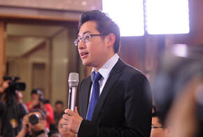 經(jīng)濟(jì)日?qǐng)?bào)、中國(guó)經(jīng)濟(jì)網(wǎng)記者提問(wèn)