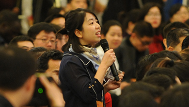 財(cái)新網(wǎng)、財(cái)新周刊記者提問