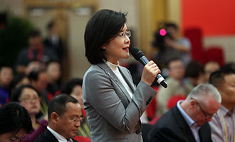 中央電視臺(tái)、中國(guó)網(wǎng)絡(luò)電視臺(tái)記者提問(wèn)