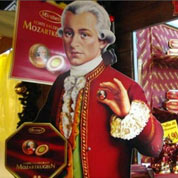 出國旅游帶什么禮物？