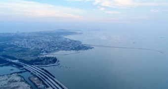 人民日報(bào)評論員：新時(shí)代對臺(tái)工作的綱領(lǐng)性文獻(xiàn)