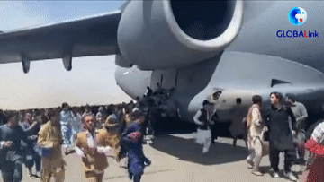 全球連線丨慘?。】Σ紶枡C(jī)場現(xiàn)場