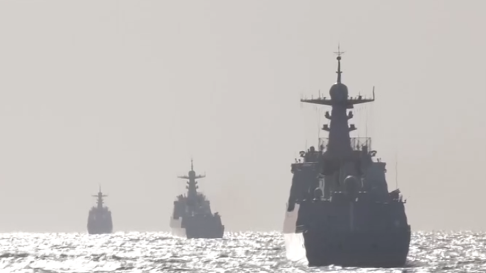 北部戰(zhàn)區(qū)海軍某艦艇訓練中心：聚焦實戰(zhàn)！8艘新型艦艇連續(xù)多天開展海上訓練