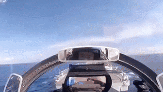 走近艦載機飛行員 看航母戰(zhàn)力如何煉成？