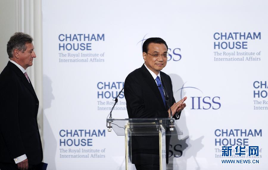 6月18日，國務(wù)院總理李克強在倫敦金融城市長官邸面向英國皇家國際問題研究所和國際戰(zhàn)略研究所兩大智庫發(fā)表題為《共建包容發(fā)展的美好世界》的演講。新華社記者 張鐸 攝