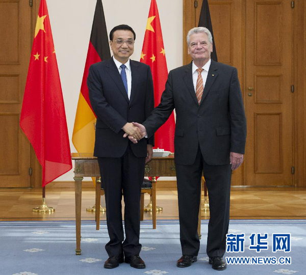 10月10日，國務院總理李克強在柏林會見德國總統(tǒng)高克。 新華社記者 王曄 攝 