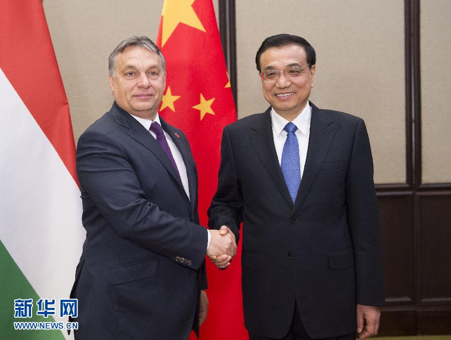 12月17日，中國國務院總理李克強在貝爾格萊德會見匈牙利總理歐爾班。 新華社記者黃敬文攝 