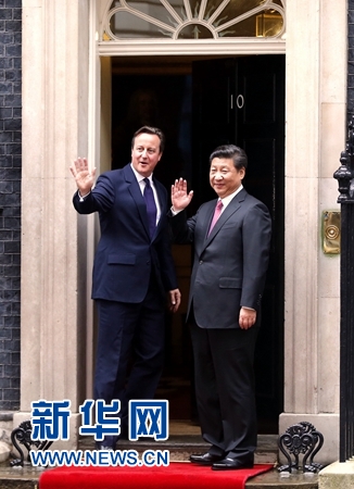 10月21日，國家主席習近平在倫敦唐寧街首相府同英國首相卡梅倫舉行會談。 新華社記者 鞠鵬 攝 