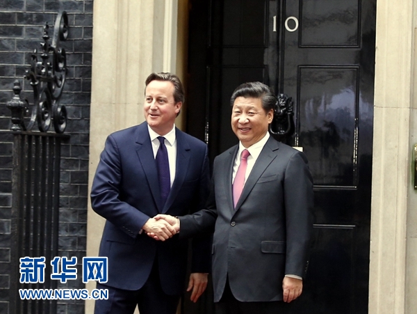 10月21日，國家主席習近平在倫敦唐寧街首相府同英國首相卡梅倫舉行會談。 新華社記者 鞠鵬 攝 