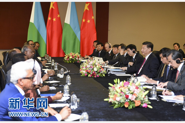 12月3日，國家主席習(xí)近平在約翰內(nèi)斯堡會見吉布提總統(tǒng)蓋萊。新華社記者 謝環(huán)馳 攝 

