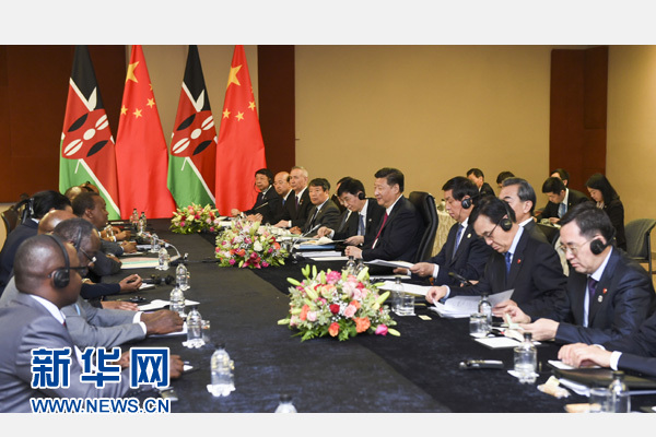 12月3日，國家主席習(xí)近平在約翰內(nèi)斯堡會見肯尼亞總統(tǒng)肯雅塔。新華社記者 謝環(huán)馳 攝