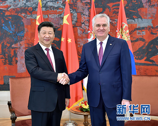 6月18日，國家主席習近平在貝爾格萊德同塞爾維亞總統(tǒng)尼科利奇舉行會談。 新華社記者 李濤 攝 