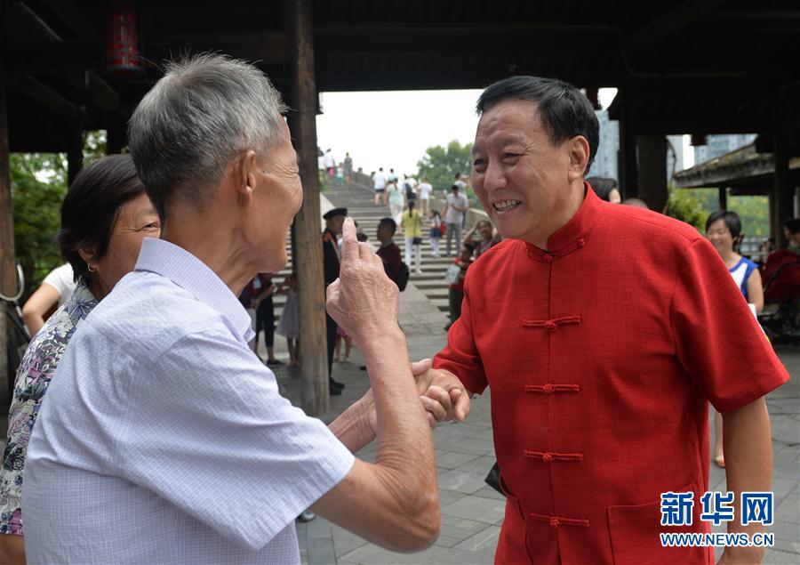 (杭州G20)(2)一名“老杭州”的開(kāi)心世界