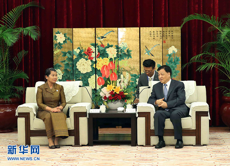 6月11日，中共中央政治局常委、中央書記處書記劉云山在福州會見來華出席金磚國家政黨、智庫和民間社會組織論壇的柬埔寨人民黨中央常委、副首相梅森安。新華社記者劉衛(wèi)兵攝