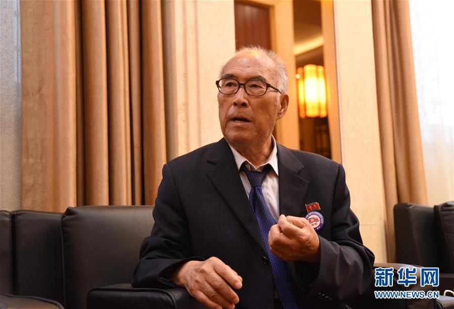 （國際&middot;圖文互動）通訊：跨越半個世紀(jì)的情緣