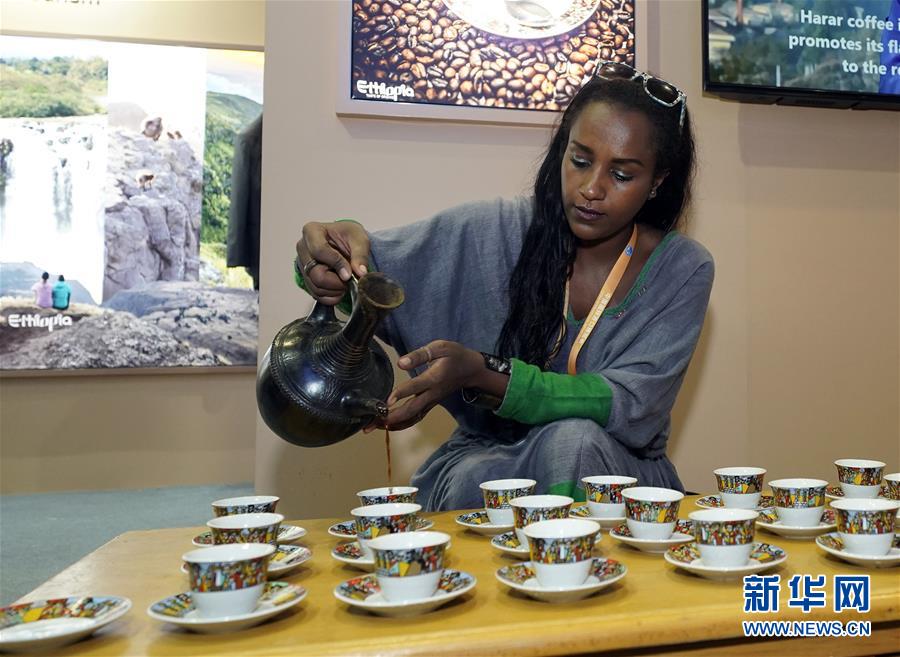 （新華全媒頭條&middot;聚焦進(jìn)口博覽會(huì)&middot;圖文互動(dòng)）（10）海納百川 利達(dá)天下&mdash;&mdash;首屆中國國際進(jìn)口博覽會(huì)巡禮