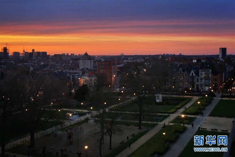 (國(guó)際疫情)(1)比利時(shí)首相宣布全國(guó)實(shí)施“封城”