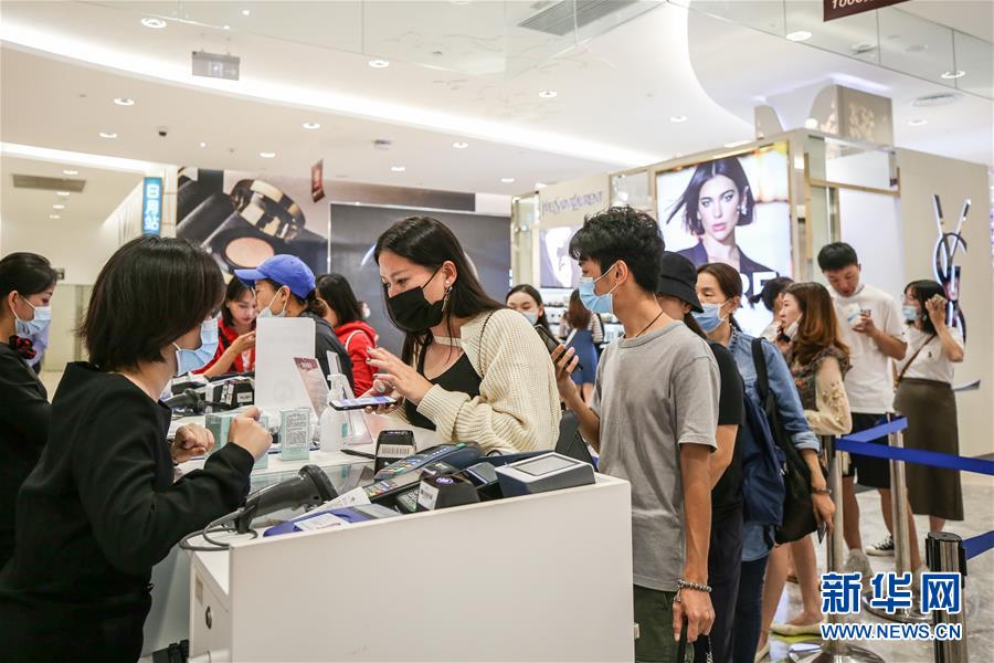 （新華全媒頭條&middot;圖文互動）（4）海納百川共揚帆&mdash;&mdash;黨的十九大以來以習近平同志為核心的黨中央引領(lǐng)中國高水平對外開放紀實