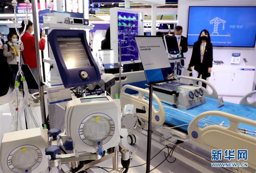 （第三屆進博會&middot;圖文互動）（10）新疫苗、新療法，進博會最&ldquo;火爆&rdquo;展區(qū)見聞