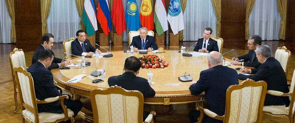 納扎爾巴耶夫集體會(huì)見上海合作組織成員國總理、秘書長和地區(qū)反恐怖機(jī)構(gòu)執(zhí)委會(huì)主任