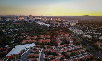 一帶一路&middot;好風光|空中俯瞰南非最大城市約翰內(nèi)斯堡