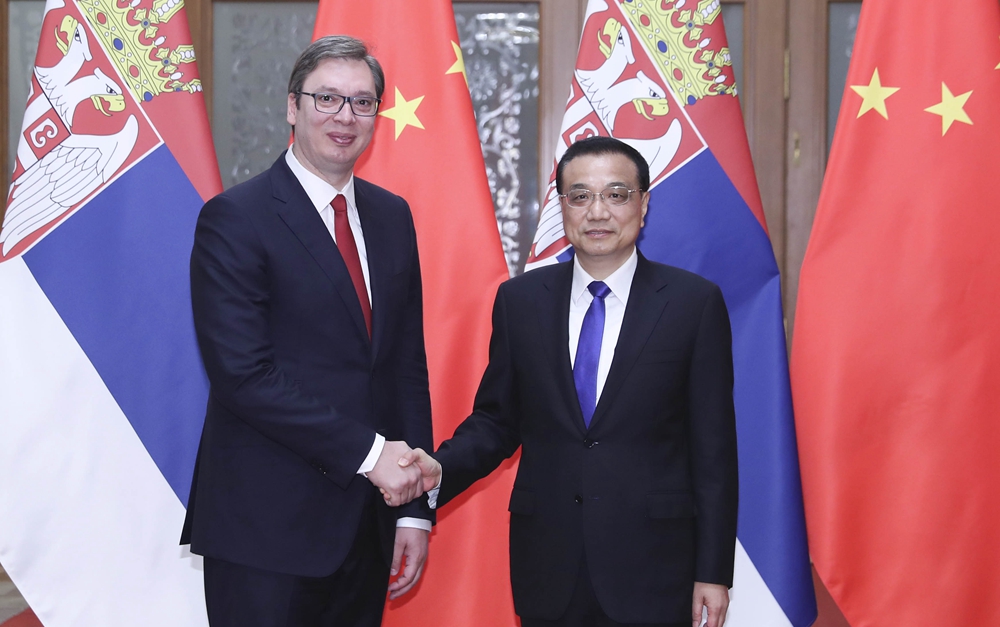 李克強會見塞爾維亞總理、當(dāng)選總統(tǒng)武契奇