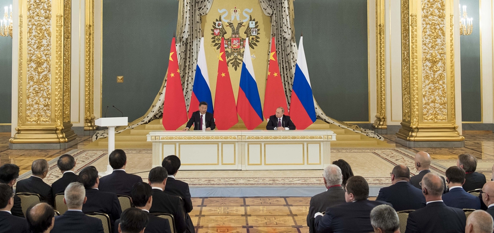 習(xí)近平同俄羅斯總統(tǒng)普京共同會見中俄友好、和平與發(fā)展委員會，媒體和企業(yè)界代表