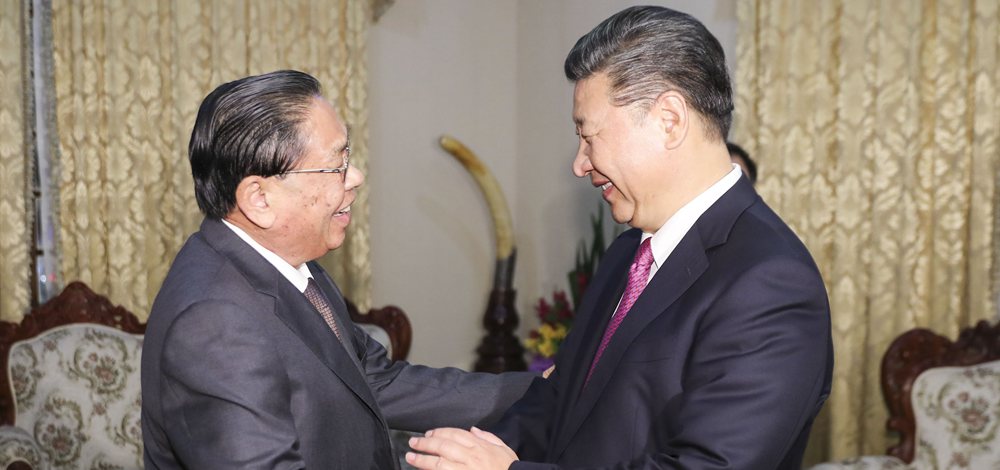 習(xí)近平會(huì)見老撾人民革命黨中央委員會(huì)前總書記、前國家主席朱馬里