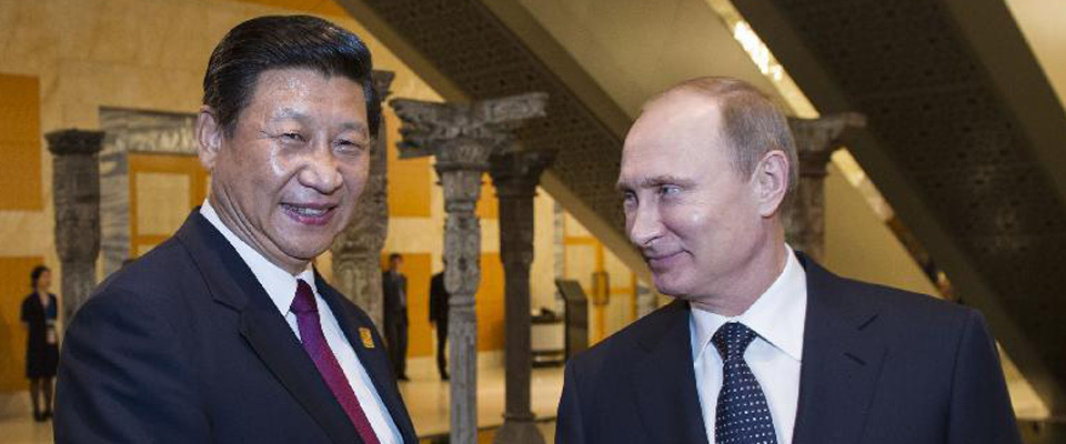 2013年10月，習近平在印尼巴厘島會見普京